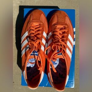 Adidas SL 72. EUC. Barely worn.